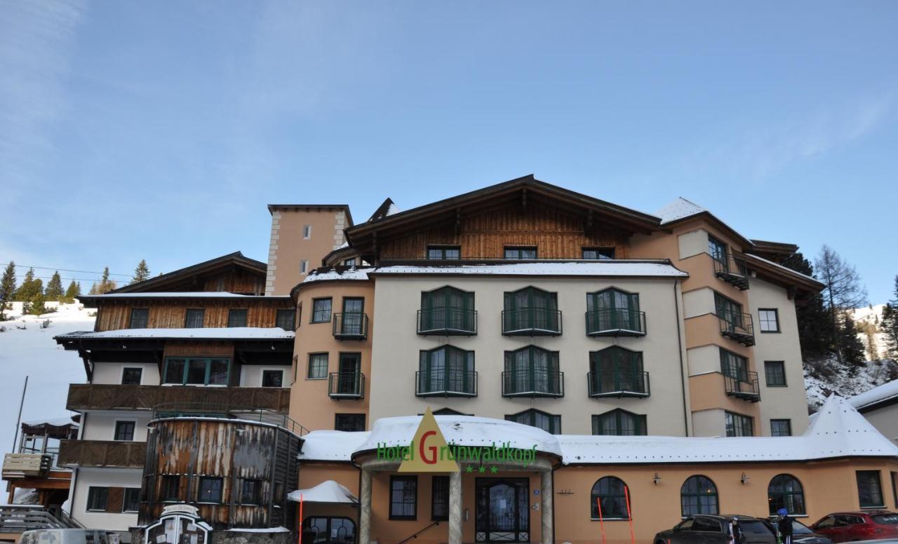 Hotel Gruenwaldkopf Obertauern Exterior photo