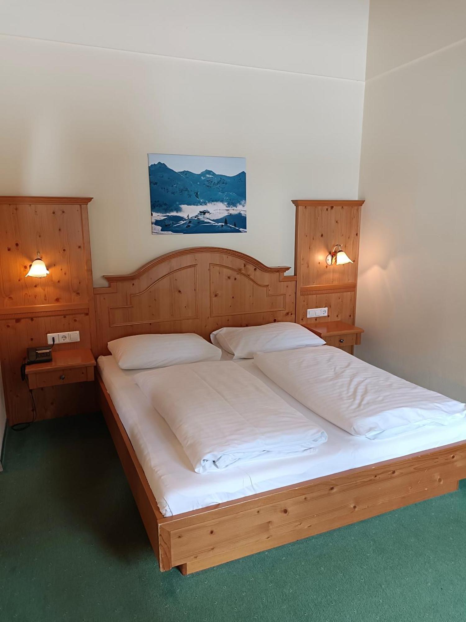 Hotel Gruenwaldkopf Obertauern Exterior photo